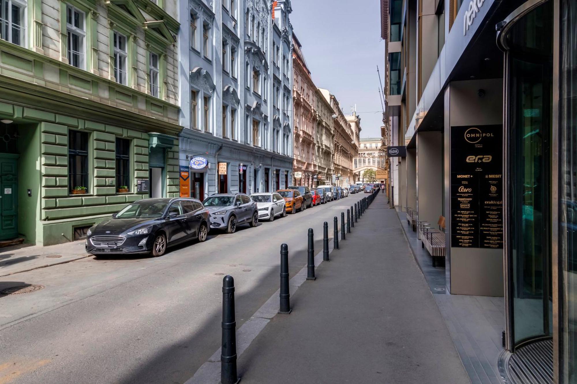 New Town Oases Apartment Prag Exterior foto